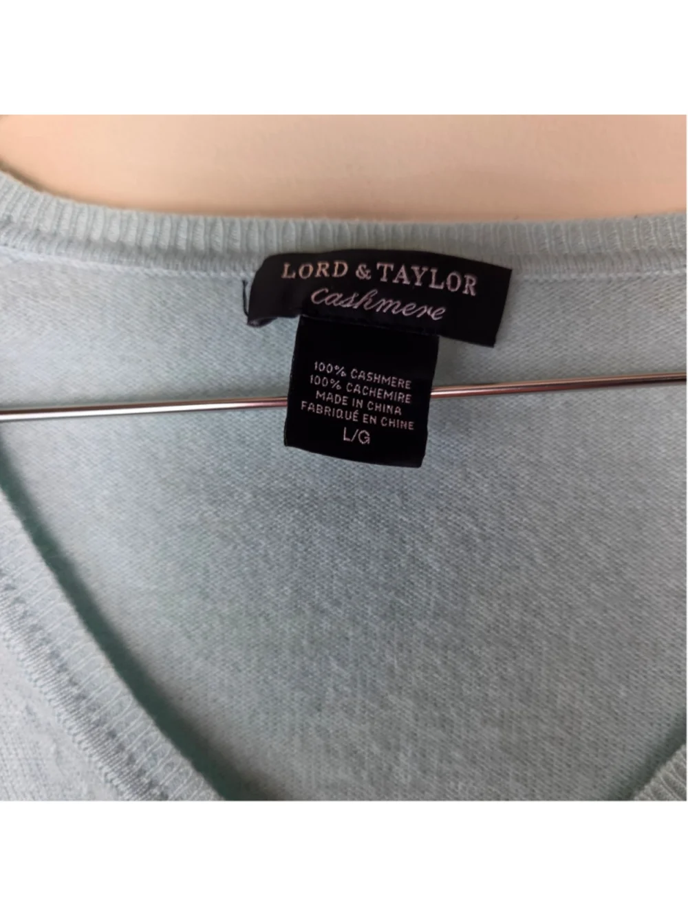Women's Lord & Taylor 100% Cashmere V-Neck Sweater Light Blue Size L